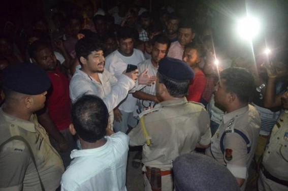 Agartala people wake up in first ever â€˜massive protestâ€™ followed by year-long load-shedding problems : Police's action controls law and order